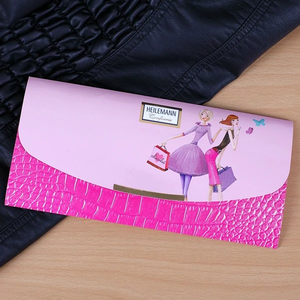 Schokolade in der Clutch - ein beliebtes Geschenk für Frauen