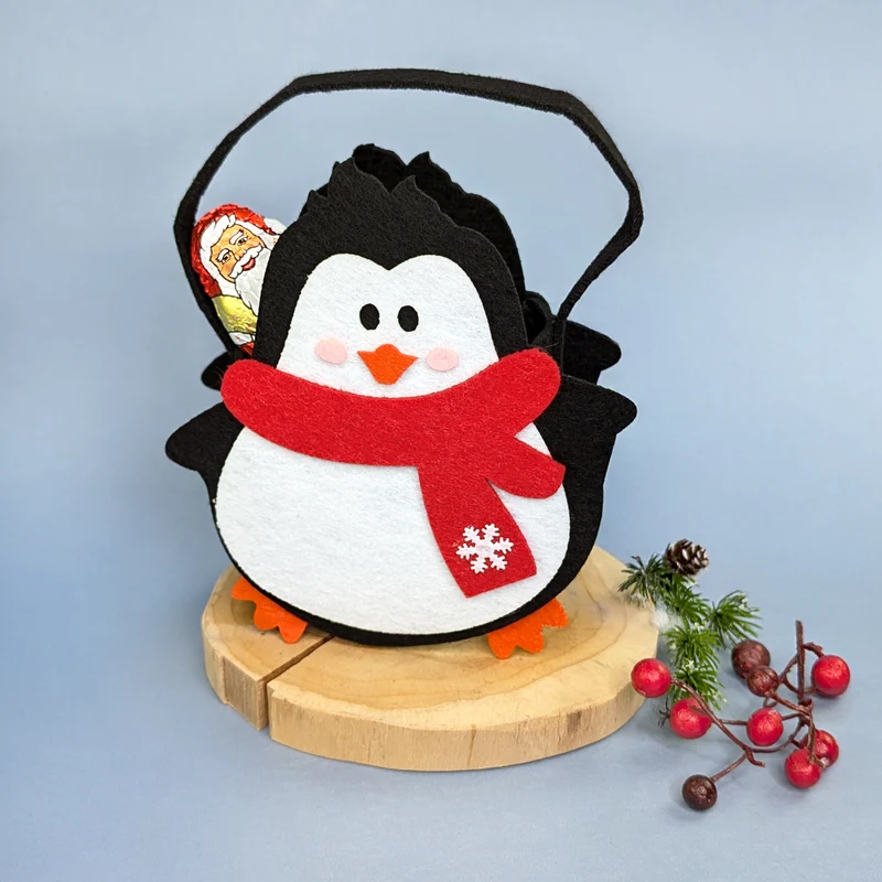 Geschenktasche aus Filz zu Weinachten mit verschiedenen Motiven und Tragegriff