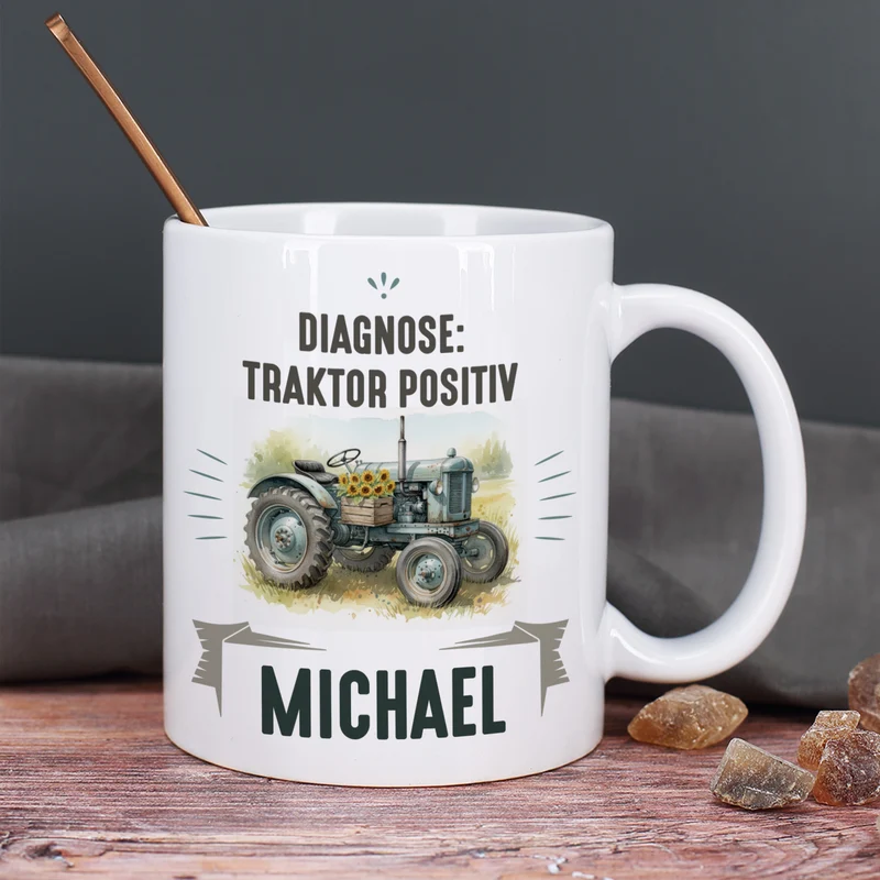 Keramiktasse mit Retro Traktor Motiv | Personalisiertes Geschenk für Treckerfreunde