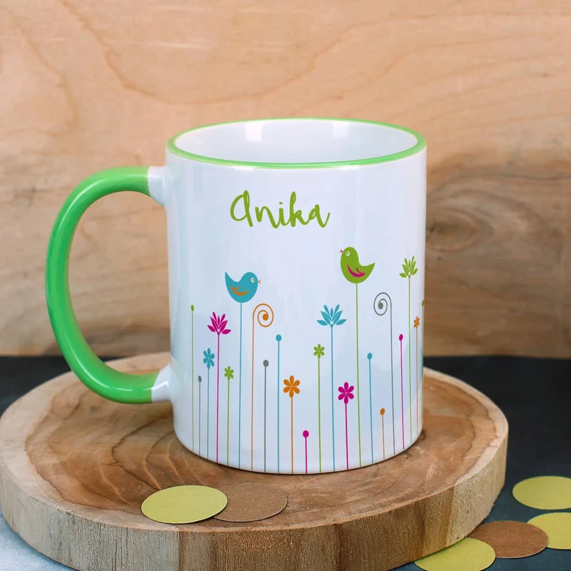 Bunte Tasse mit Frühlingsmotiv