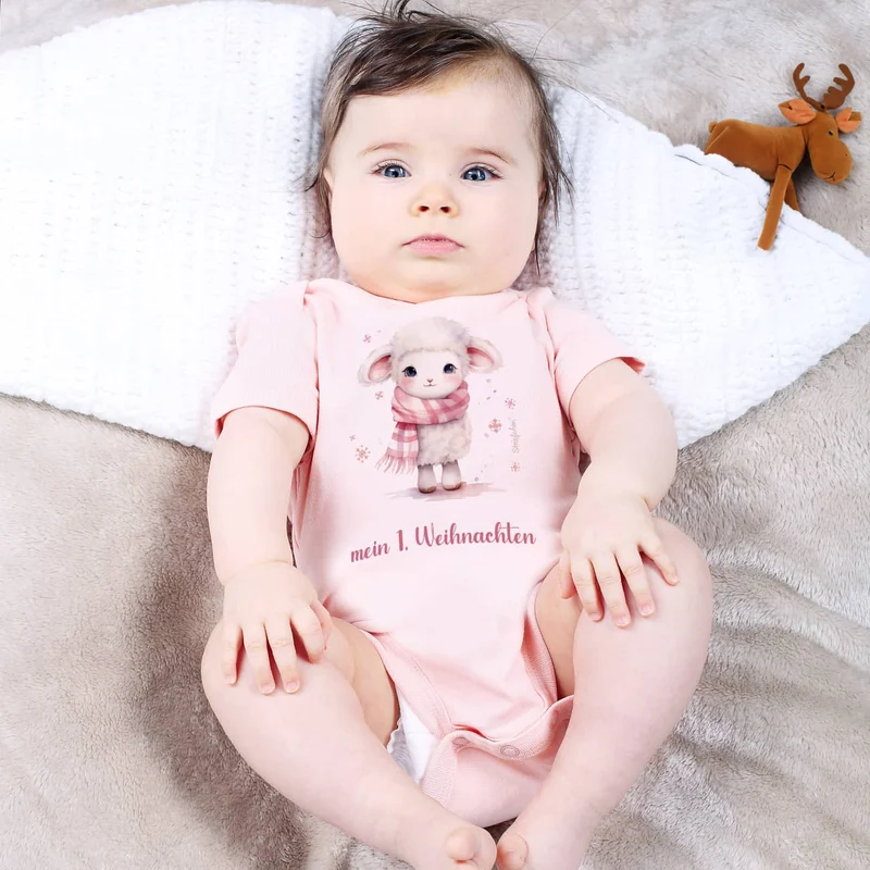 Babybody in Rosa mit Schäfchen und Wunschtext
