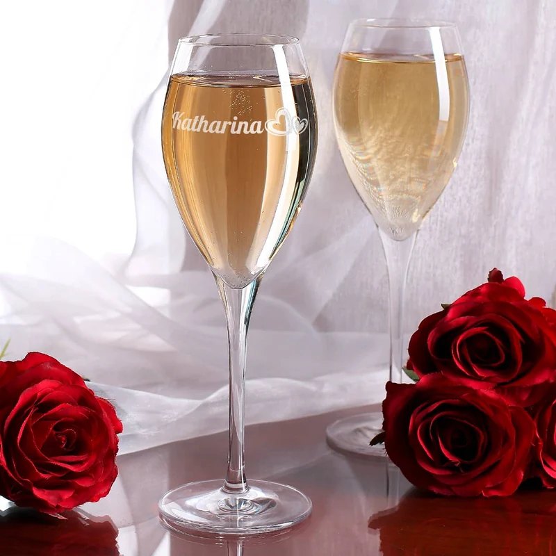 Personalisiertes Champagnerglas Herzen