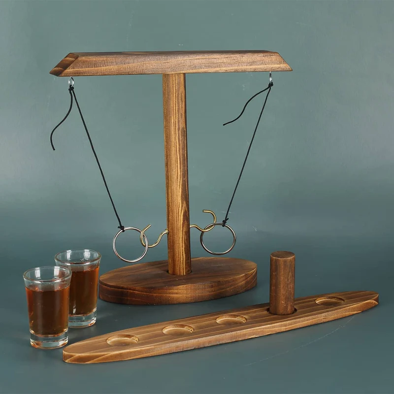 Ringwurf-Trinkspiel aus Holz