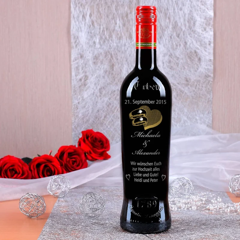 Weinflasche mit Gravur und Swarovski-Kristallen zur Hochzeit