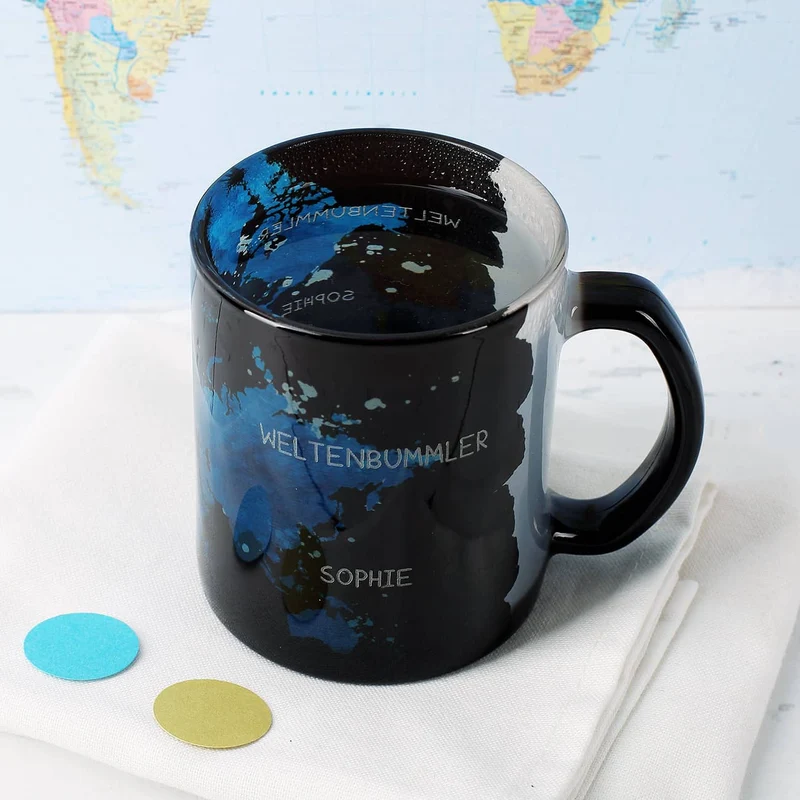 Glastasse mit Magic Effekt und Gravur - Weltenbummler