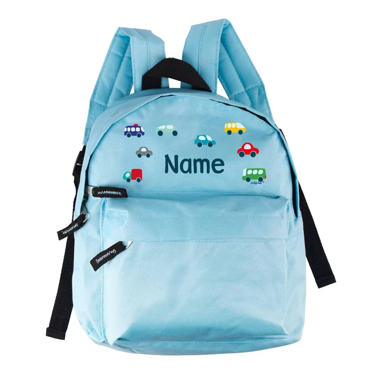 Hellblauer Kindergartenrucksack mit bunten Autos und Namensaufdruck
