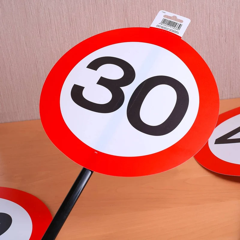 Schild mit Stab zum 30. Geburtstag