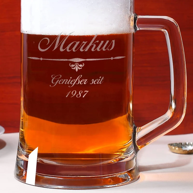 Bierseidel mit schlichtem Motiv und persönlicher Gravur