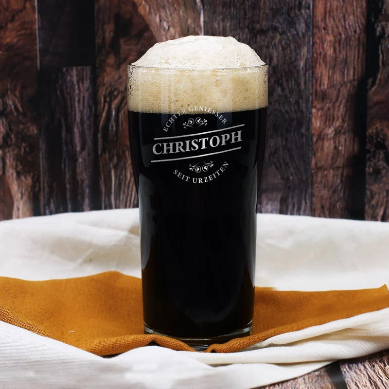 Graviertes Pint Bier Glas für echte Geniesser seit Urzeiten mit Wunschname