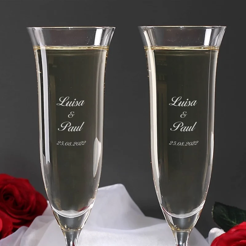 2 gravierte Sektgläser L'Amour mit roten Herzen zur Hochzeit