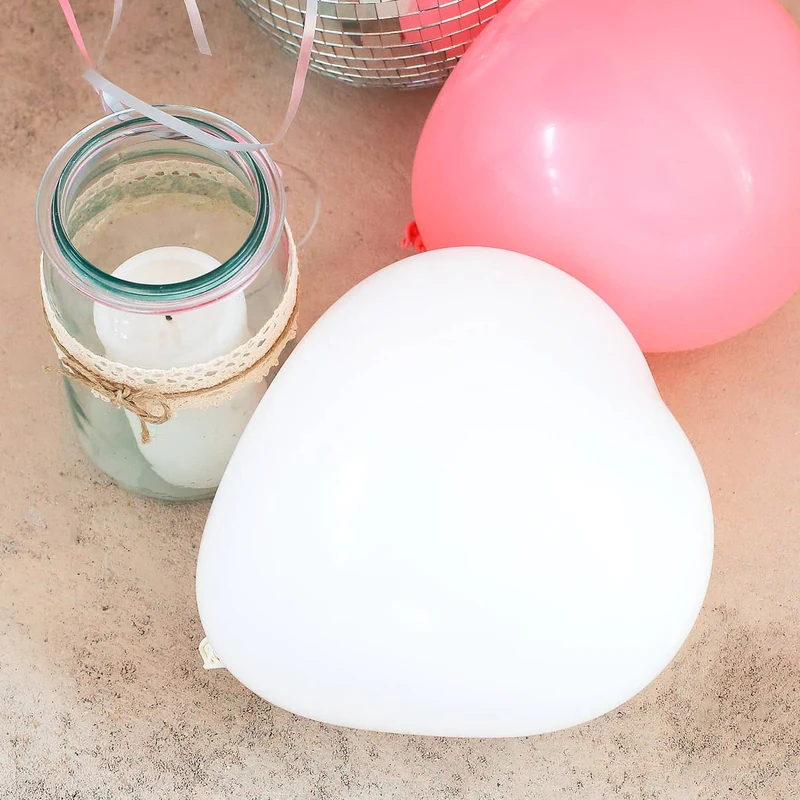 5 Herzballons in weiß, rosa und rot