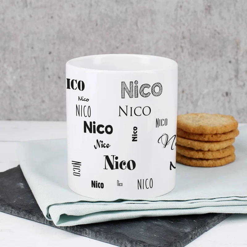 schlichte Tasse mit Ihrem Wunschnamen - schwarz und weiß