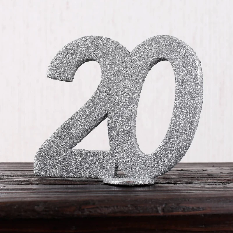 Silberne Dekozahl 20 zum Geburtstag für Tischdekoration