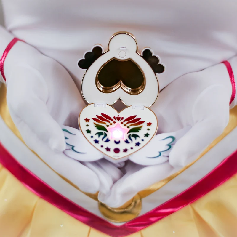 Sailor Moon - Cosmos Eternal Moon Verwandlungsbrosche mit Licht- und Soundeffekten