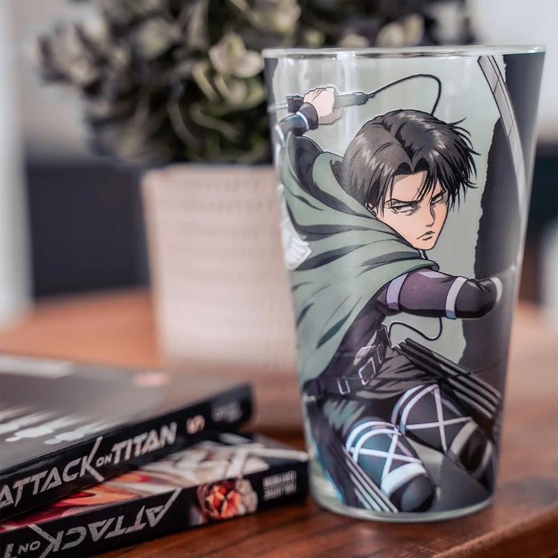 Attack on Titan - Levi Glas