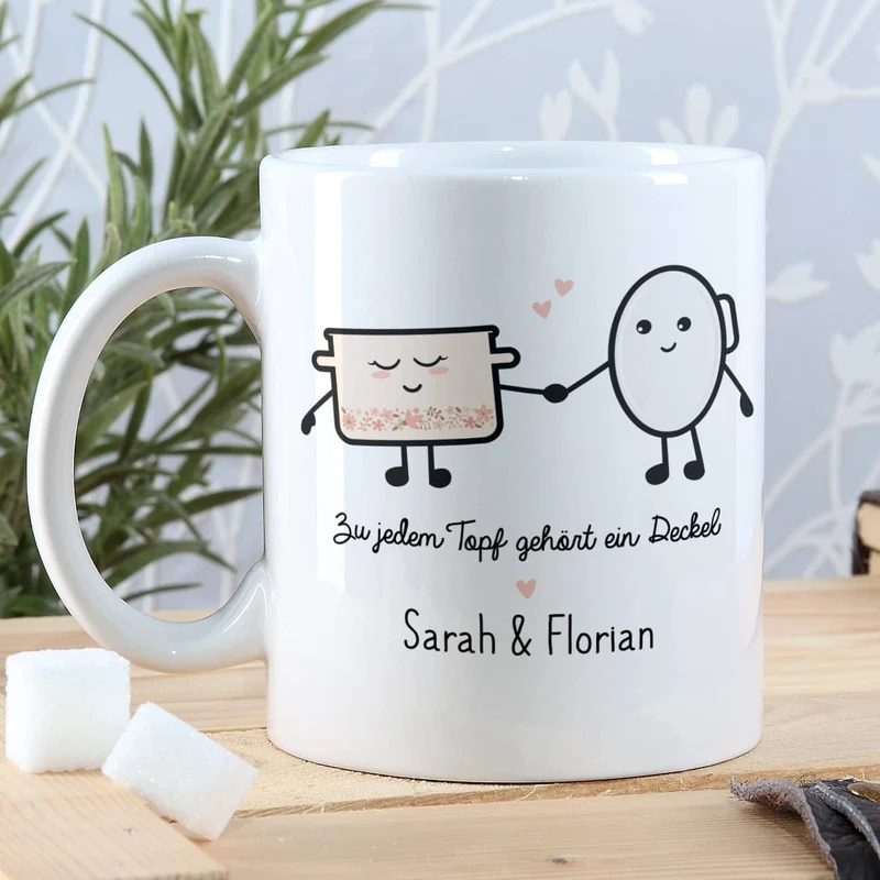 Süße Pärchen Tasse mit Topf und Deckel Motiv und Ihren Namen