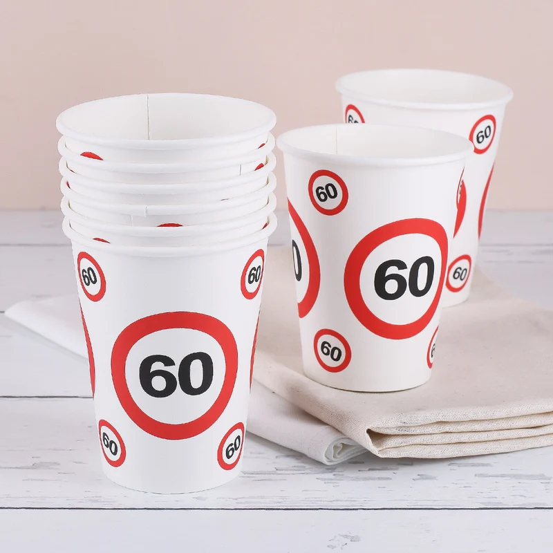 8 große Pappbecher - Verkehrsschild 60