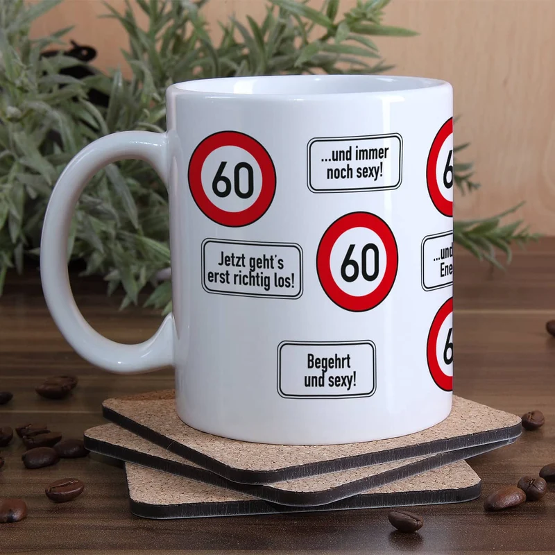 große Kaffeetasse zum 60. Geburtstag mit Verkehrszeichen - 60 -